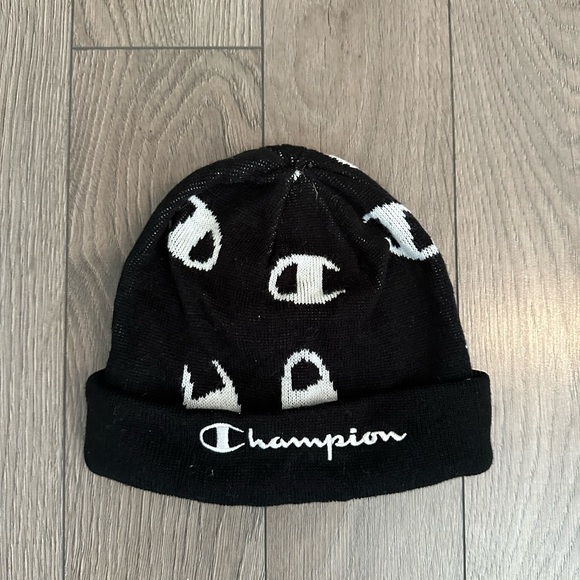 ❌SOLD❌ - Champion beanie - Picture 1 of 1